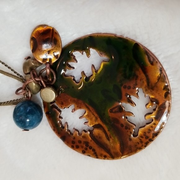 Christopher & Banks necklace - Picture 3 of 4